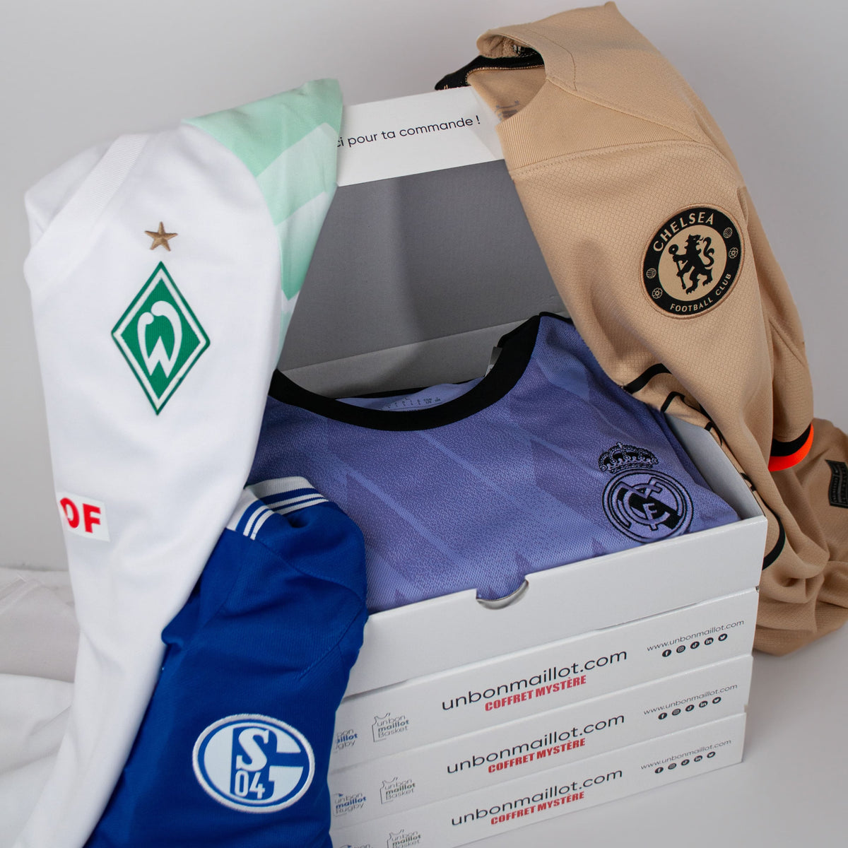 La caja sorpresa de camiseta de fútbol 👕