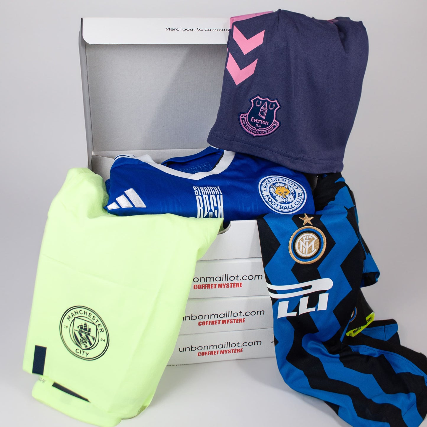 La caja de conjunto misterioso 🩳 + 👕