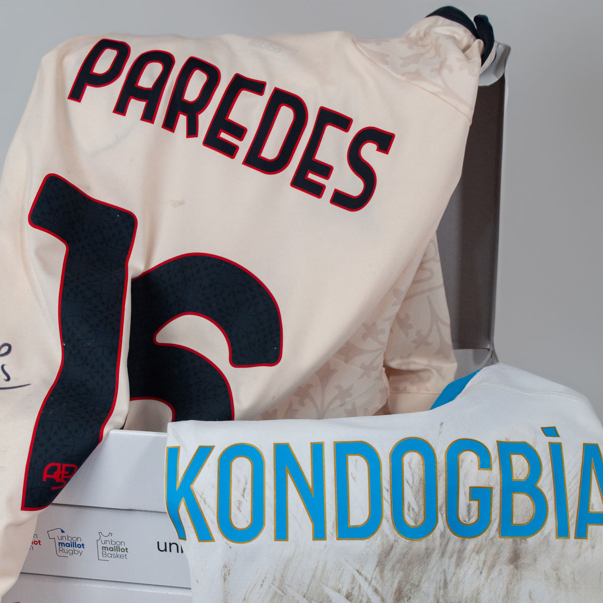 La caja sorpresa de camiseta de fútbol usada 🔥